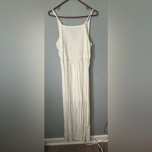 White Maxi Dress-Size Medium